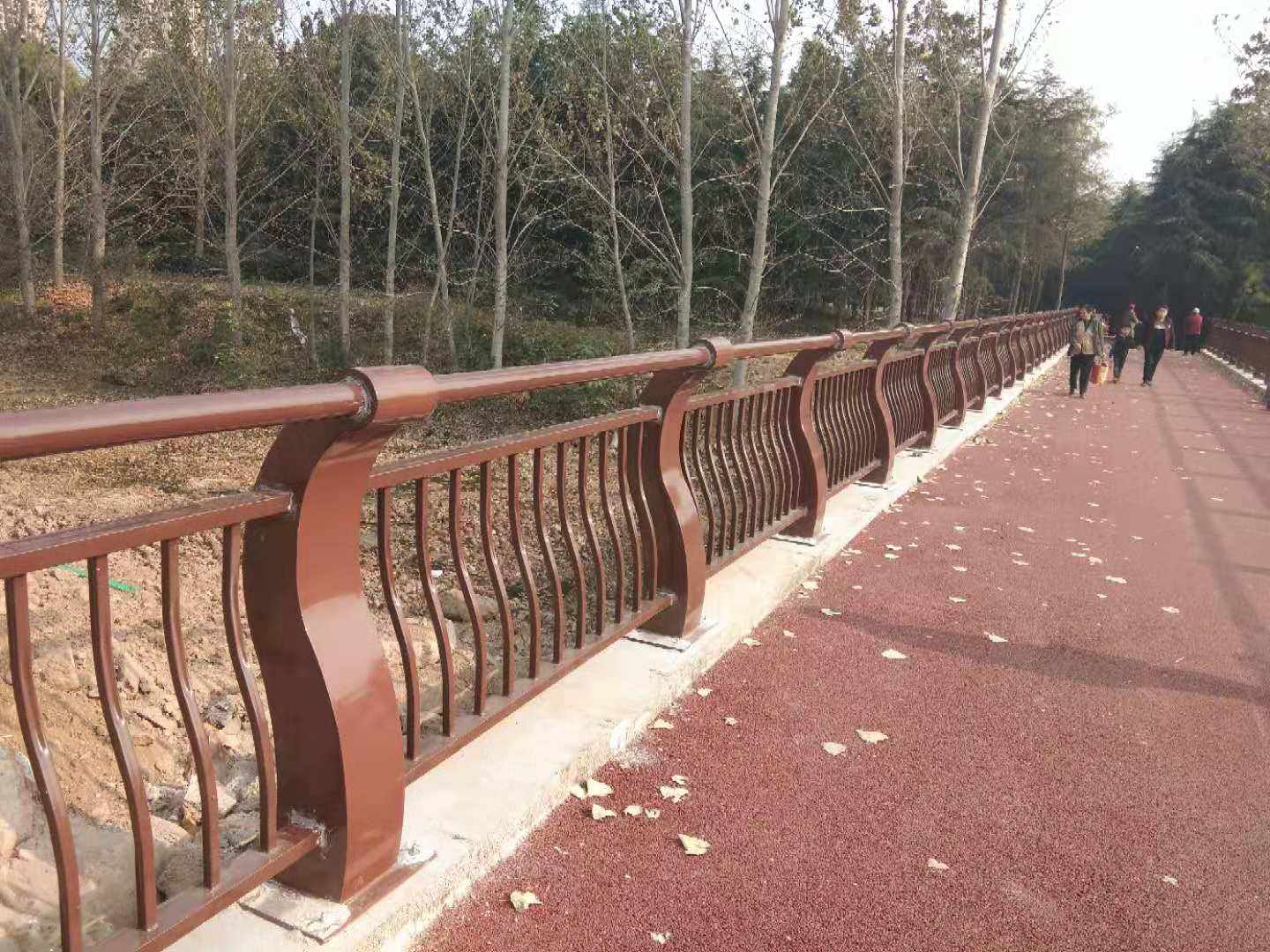 橋梁護(hù)欄